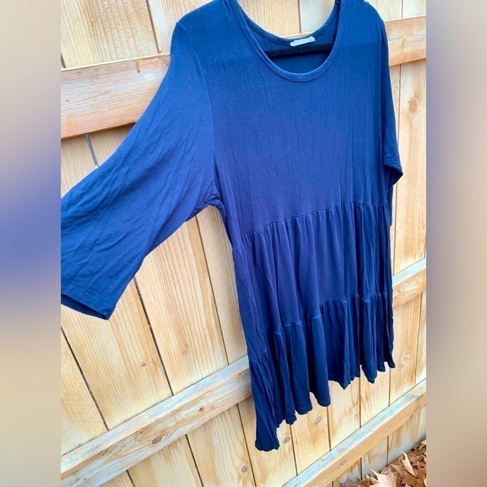 FOREVER Couture Stretch Knit Top Blouse Tunic Stretch Ruffle Blue Sz L